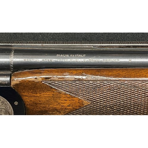 280 - Barasingha 220 Over and Under 12 Bore Shotgun. Serial number 4164473. Single trigger. 712mm long bar... 