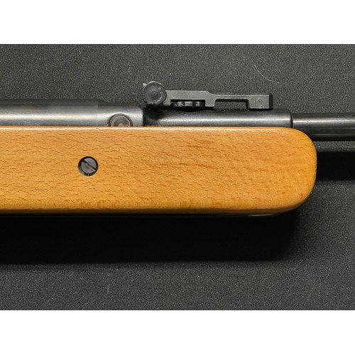 293 - BSA Airsporter .22 cal Air Rifle serial number GL6280. 460mm long barrel. Overall length 112cm. Work... 