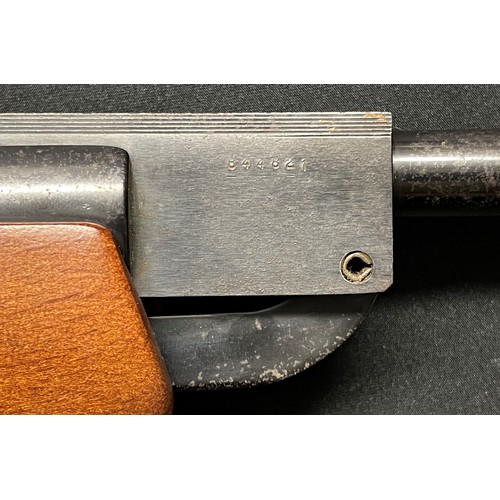 294 - Webley & Scott Vulcan .22 cal Air Rifle serial number 844821. 445mm long barrel. No rear sight. Fitt... 