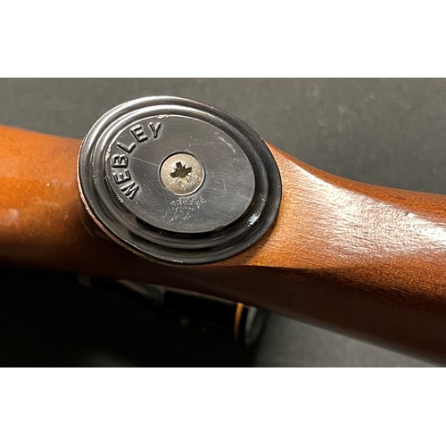 294 - Webley & Scott Vulcan .22 cal Air Rifle serial number 844821. 445mm long barrel. No rear sight. Fitt... 