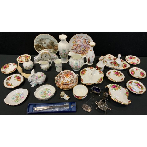 187 - Royal Albert Old Country Roses trinket dishes;  vases;  bell;  Aynsley Wild Tudor rabbit trinket pot... 