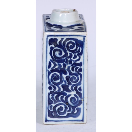 5079 - A Chinese porcelain rectangular tea caddy, moulded and painted in tones of underglaze blue with styl... 