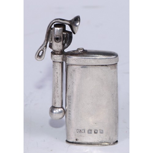 5226 - A World War I period silver cigarette lighter, 6cm long, Reg.No 66457, C C May & Sons, London 1918