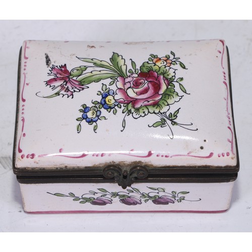 5101 - A French faience rectangular table snuff box, painted in polychrome with sprays of flowers, 9.5cm wi... 