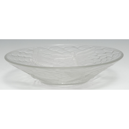 5243 - An Art Deco glass bowl, moulded in the manner of Lalique with dragonflies, 28cm diam