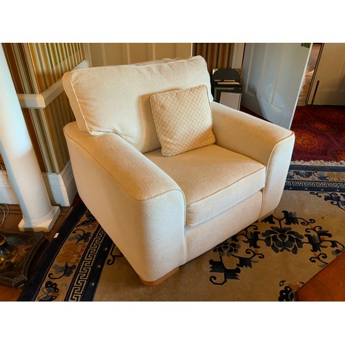 41 - A cream three piece suite, of contemporary design


** We would please ask that all payments are mad... 