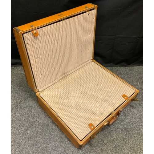 214 - A mid 20th century Sonsonite gentleman's suitcase, 61cm wide, 49cm, c.1950