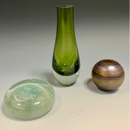 63 - 20th century studio glass - A paperweight by Martin Demaine, 10.5cm diameter;  a German 'Moje Glas',... 