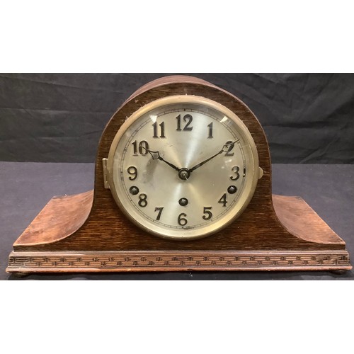 174 - An oak Westminster chime mantel clock, 40cm wide; two other smaller mantel clocks (3)