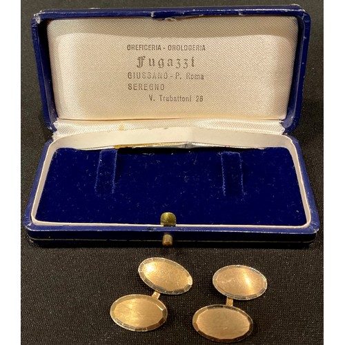 454 - A pair of Italian 18ct gold gentleman's cuff links, marked 750, 8.5g, original box