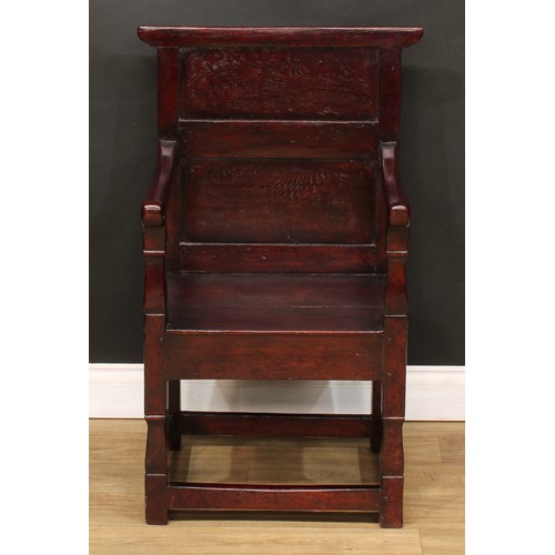 200 - A Chinese yumu (northern elm) open armchair, 89.5cm high, 57.5cm wide, the seat 39cm wide and 39cm d... 