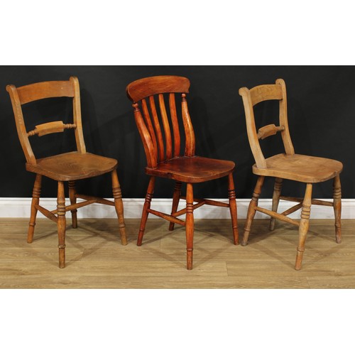 204 - A pair of 19th century beech and elm Oxford bar back side chairs, each stamped 5 H.S, 85cm high, 42c... 