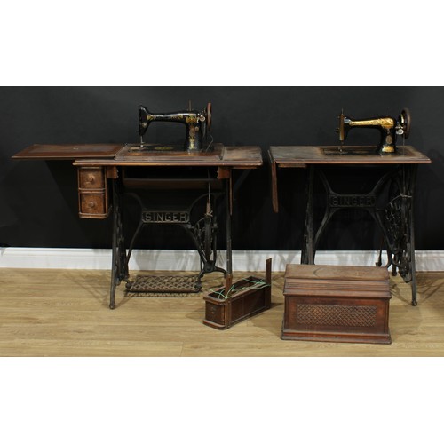 542 - An early 20th century Egyptian Revival Singer sewing machine, 'The Memphis Sphinx', treadle base; an... 