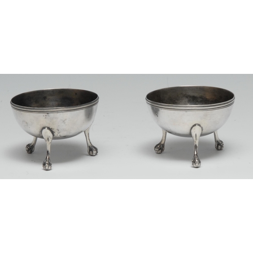 126 - A pair of  Italian silver circular salts, ball and claw feet, 7.5cm diam, maker VB, 19th century, 14... 