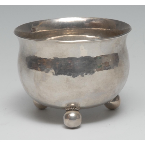 Lot 260       