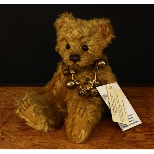 3228 - Charlie Bears/Isabelle Collection SJ4374 Treacle teddy bear, from the 2009 Isabelle Collection, 28cm... 