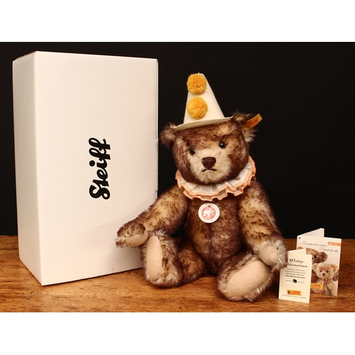 3242 - Steiff (Germany) EAN 003424 Clown teddy bear, trademark Steiff button to ear with yellow and red tag... 