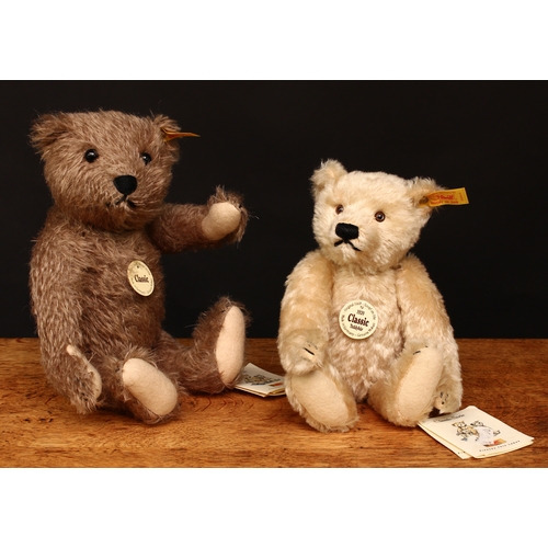 3240 - Steiff (Germany) EAN 000645 Classic 1920 replica teddy bear, trademark Steiff button to ear with yel... 