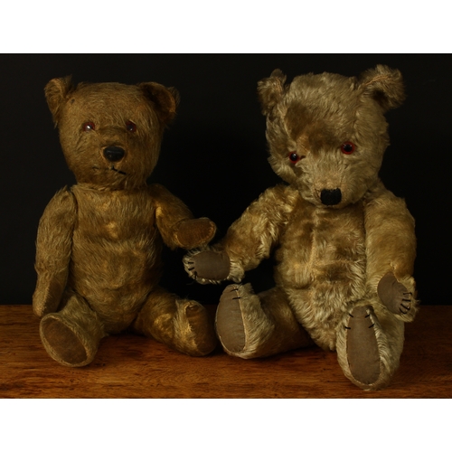 3276 - A 1940's/1950's golden mohair jointed teddy bear, amber and black plastic eyes, pronounced snout wit... 