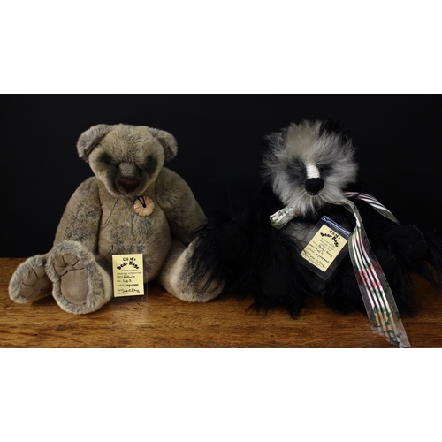 3279 - C&M Bear Hugs (Nottinghamshire) artist made teddy bears, comprising Edwin teddy bear, 35cm high with... 