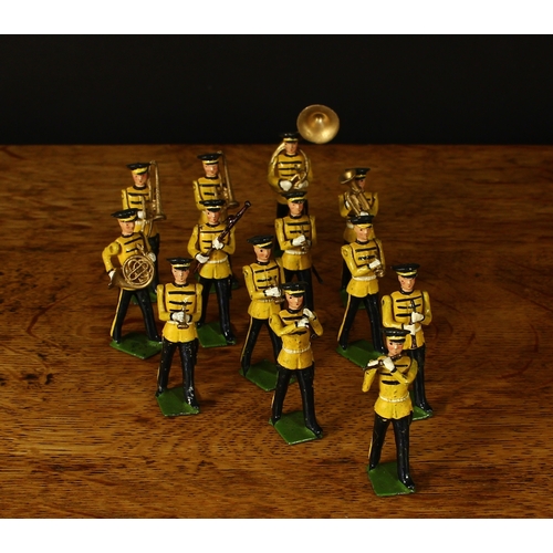 3360 - W Britain (Britains) group of thirteen figures from set No.2110 United States Military Band in full ... 