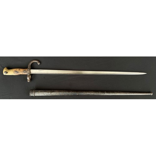 2069 - French Gras Bayonet with single edged blade 520mm in length. Maker marked St. Etienne and dated to s... 