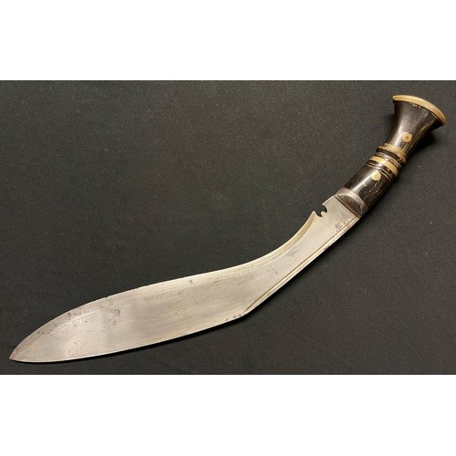 2077 - Nepalese Gurkha Kukri Knife with single edged blade 359mm in length. No markings. Brass and horn gri... 