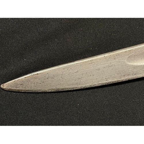 2098 - WW1 British 1907 pattern bayonet with single edged fullered blade 429mm in length. Maker marked 