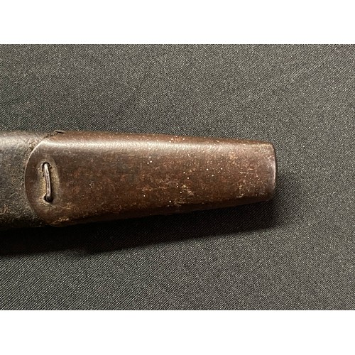 2098 - WW1 British 1907 pattern bayonet with single edged fullered blade 429mm in length. Maker marked 