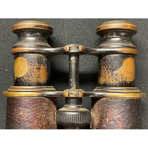 2108 - WW1 British Mark V Special Binoculars complete in original leather case marked 