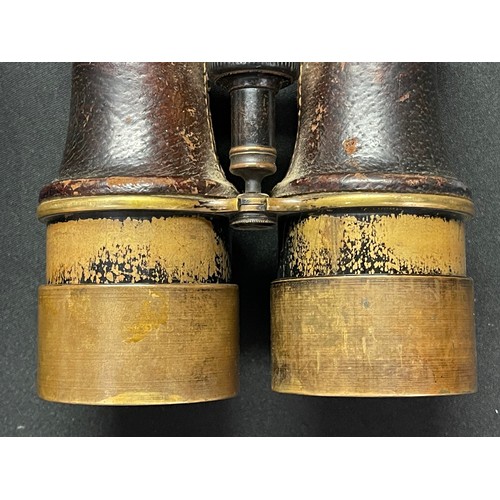 2108 - WW1 British Mark V Special Binoculars complete in original leather case marked 