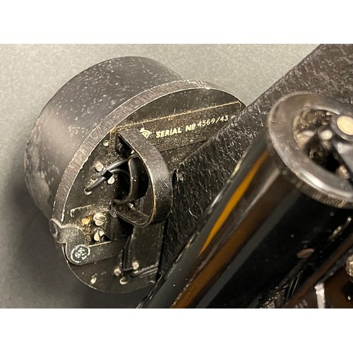 2133 - WW2 British RAF AM 6B/218 Bubble Sextant Mk IXA, serial number 3054/43. Black Japanned finish. Compl... 