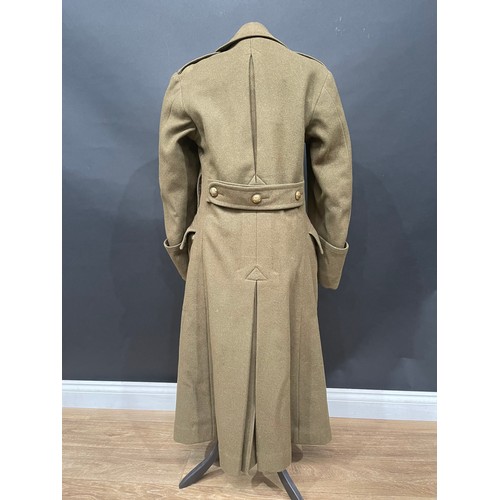 2155 - WW2 British Notts & Derbyshire Regiment Officers Greatcoat. Complete with all Regimental pattern but... 