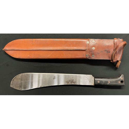 2166 - WWII Canadian machete with single edged blade 370mm in length maker marked 