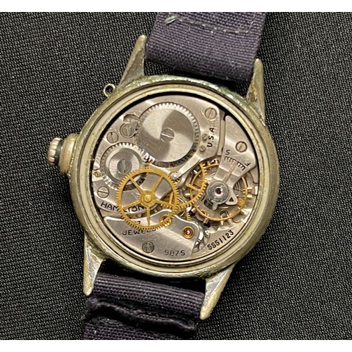 2181 - WW2 US Navy Buships (U.S. Navy, Bureau of Ships) UDT Demolition Divers Wristwatch. 17 Jewel Movement... 