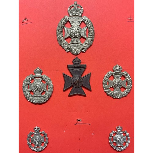 2193 - A collection of approx. 85 British Cap badges plus some collar dogs to include: RE inc Officers Bron... 