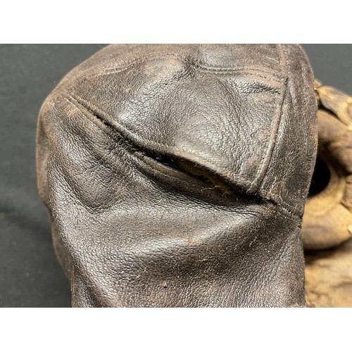 2203 - WW2 British RAF B Type Leather Flying Helmets: One in good condition size 6 1/2 to 6 3/4 maker marke... 