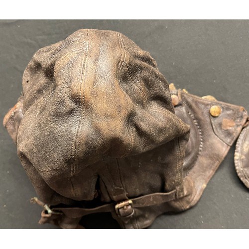 2203 - WW2 British RAF B Type Leather Flying Helmets: One in good condition size 6 1/2 to 6 3/4 maker marke... 