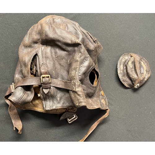 2203 - WW2 British RAF B Type Leather Flying Helmets: One in good condition size 6 1/2 to 6 3/4 maker marke... 