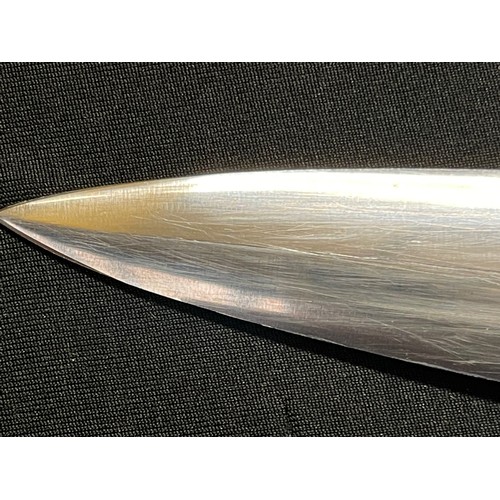 2221 - WW2 Third Reich SS Man's 1933 Pattern Dagger, ground Rohm example. Double edged blade 222mm in lengt... 