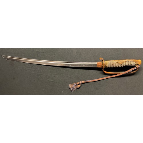 2224 - WW2 Imperial Japanese Army Officers Kyu Gunto Sword with single edged fullered blade 605mm in length... 