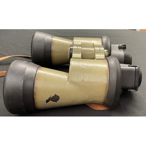 2231 - WW2 Third Reich Kreigsmarine U Boat issue 7 x 50 Binoculars. Maker code marked 