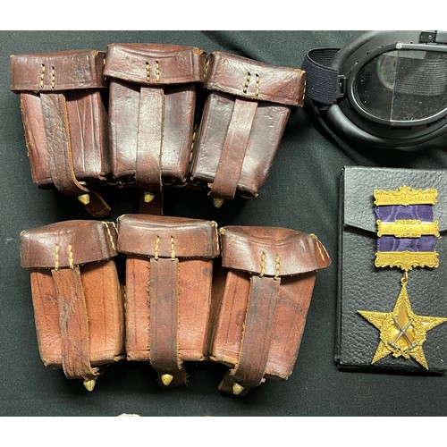 2236 - Collection of mixed militaria to include: Pair of brown leather Mauser style ammo pouches, no markin... 