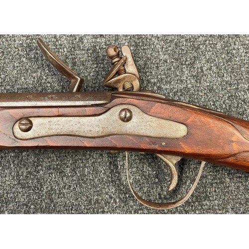 2309 - Company of Merchants Trading to Africa Flintlock Musket with 890mm long barrel. Bore approx. 15mm. E... 