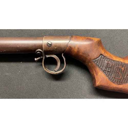 2328 - BSA .177 cal Breakdown pattern Air Rifle serial number B6042 circa 1930's. Barrel length 467mm. Over... 