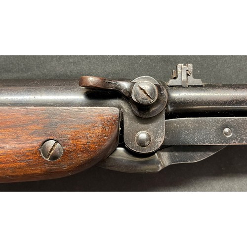 2332 - Webley Mark 3 .22 cal Air Rifle serial number 25598. Barrel length 460mm. Overall length 108.5cm. Wo... 