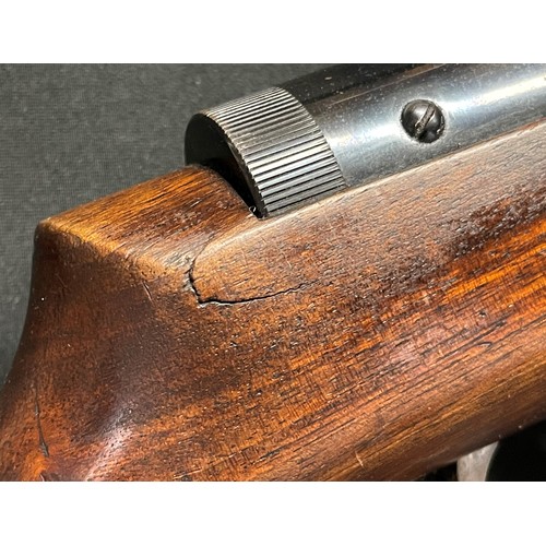 2332 - Webley Mark 3 .22 cal Air Rifle serial number 25598. Barrel length 460mm. Overall length 108.5cm. Wo... 