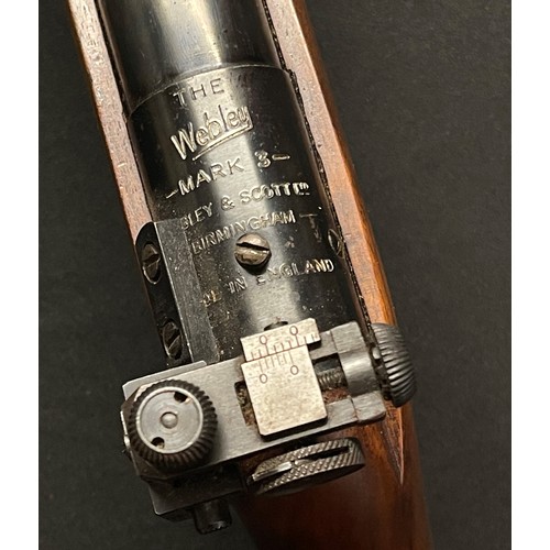 2333 - Webley Mark 3 Super target .177 Air Rifle serial number A 0771. 460mm long barrel. Overall length 11... 