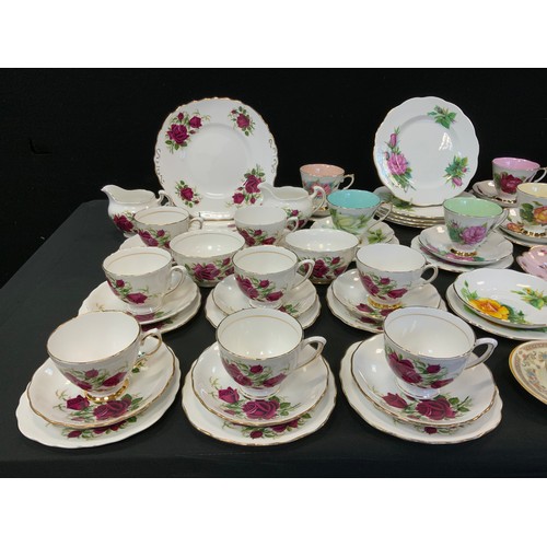 230 - Tableware - a Roslyn China Wheatcroft Roses Grand Gala pattern part tea set;  others Bell Narcissus,... 