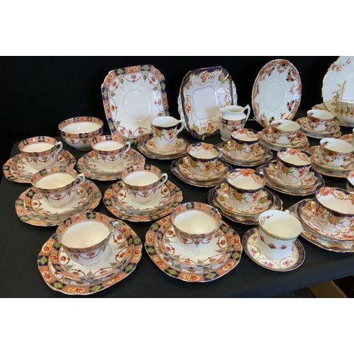 233 - Tableware - a Victorian Crown China tea set, for six;  others Edwardian Doric, etc qty